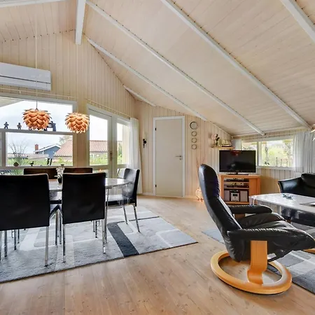 Hwiting - 200m From The Sea By Interhome Feriehus Broager