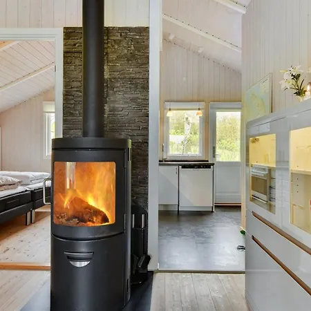 Hwiting - 200m From The Sea By Interhome